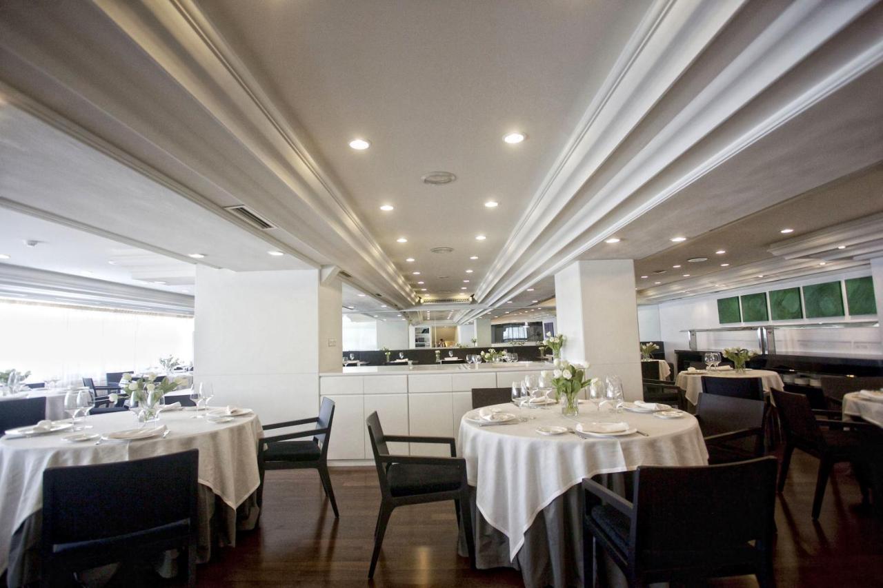 Hotel Almirante แฟร์โรล ภายนอก รูปภาพ